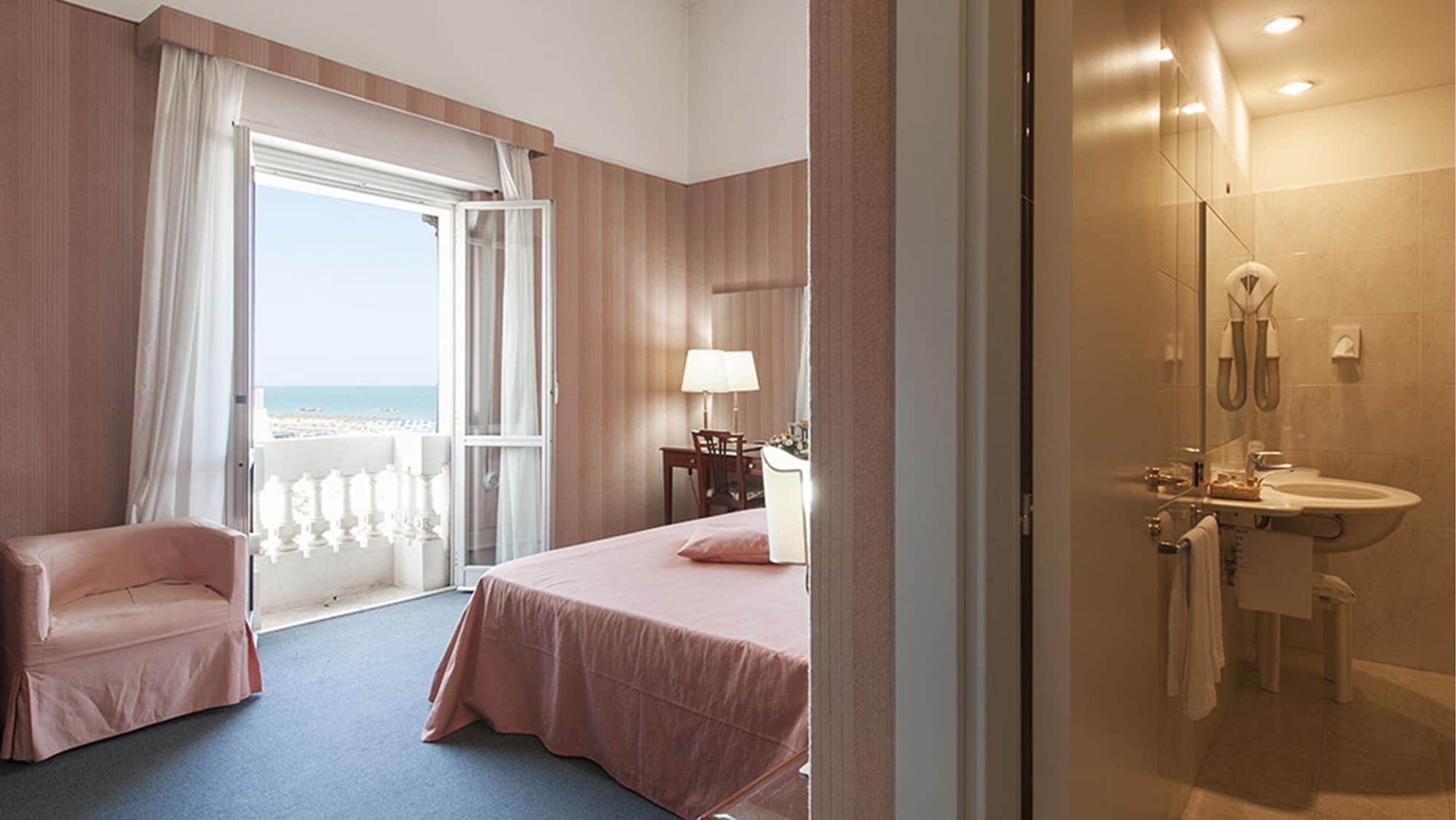 Hotel Esplanade Pescara Luaran gambar