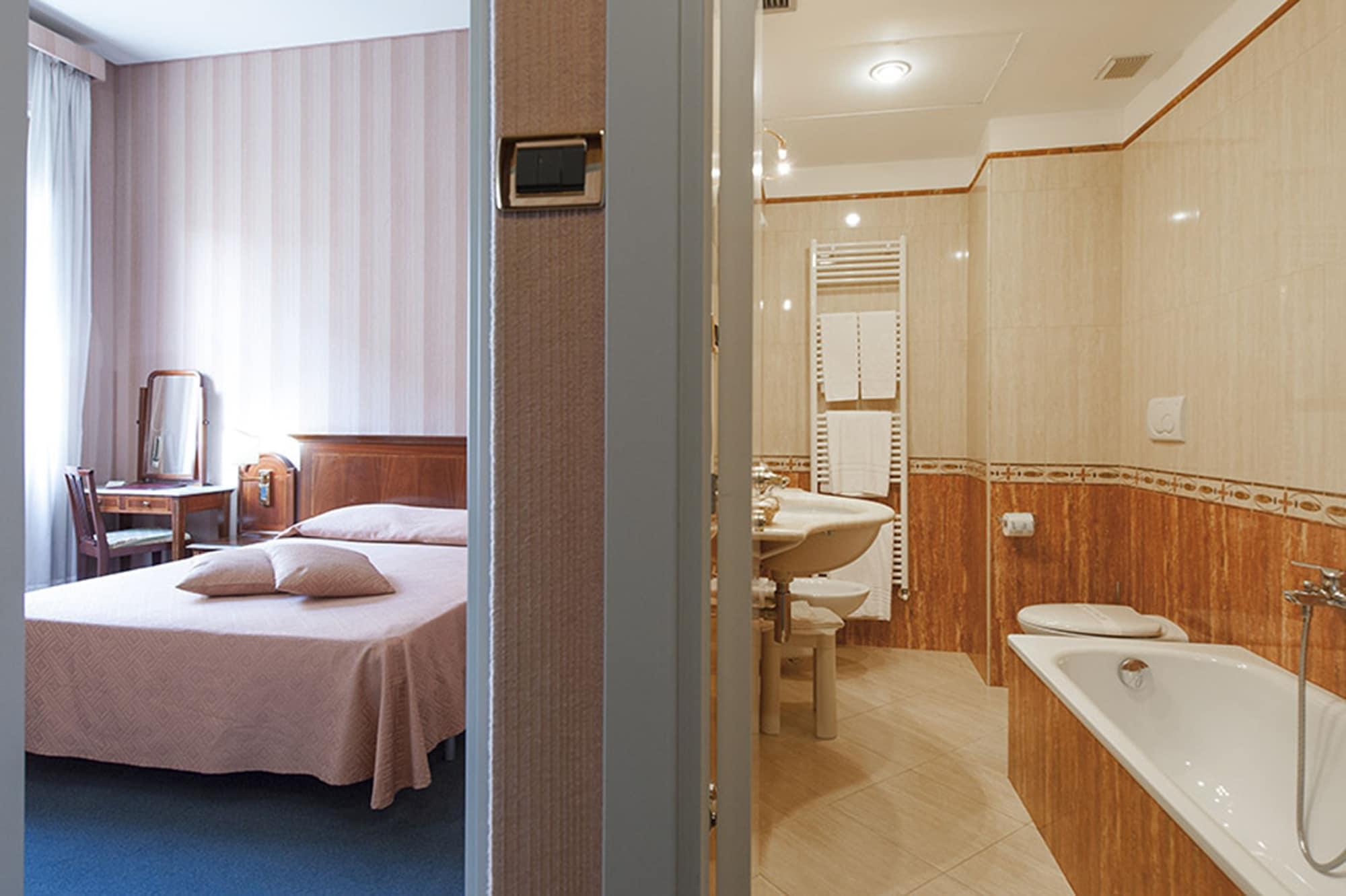 Hotel Esplanade Pescara Luaran gambar